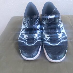 ASICS Men's Black and White Athletic Shoes